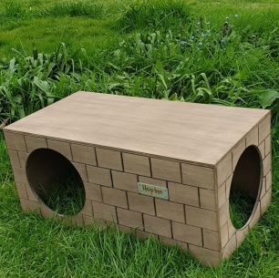 Rabbit Bricked Hideaway (Weathered Wood)